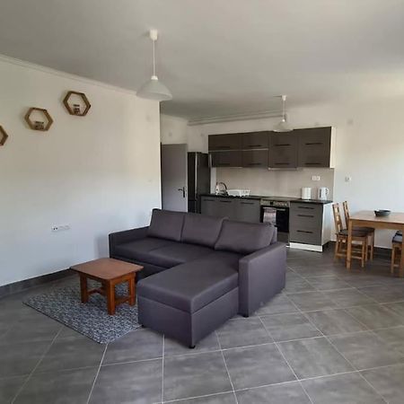 Igoumenitsa Apartment Esterno foto